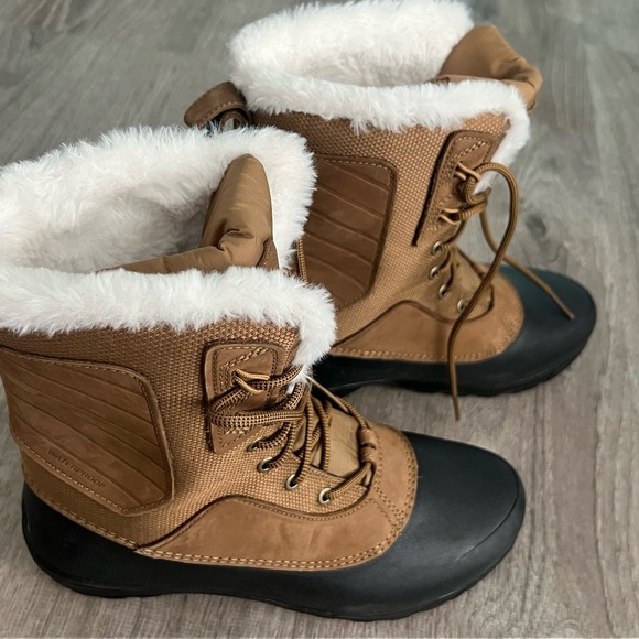 The North Face Shellista IV Mid Lace Brown and Black Winter Boots Size 10 - Picture 3 of 5